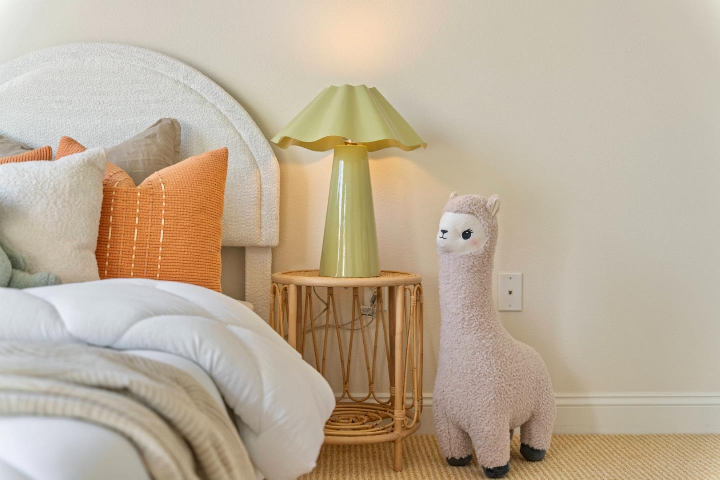 Detail Gallery Image 34 of 47 For 414 Tasman Dr, Sunnyvale,  CA 94089 - 3 Beds | 2/1 Baths