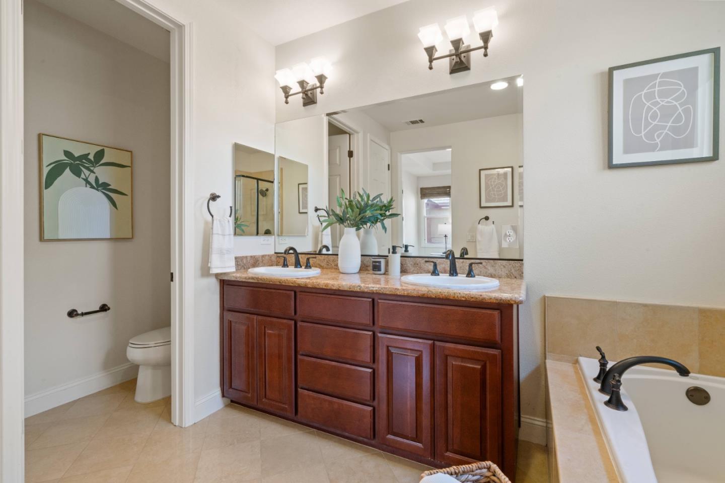 Detail Gallery Image 38 of 47 For 414 Tasman Dr, Sunnyvale,  CA 94089 - 3 Beds | 2/1 Baths