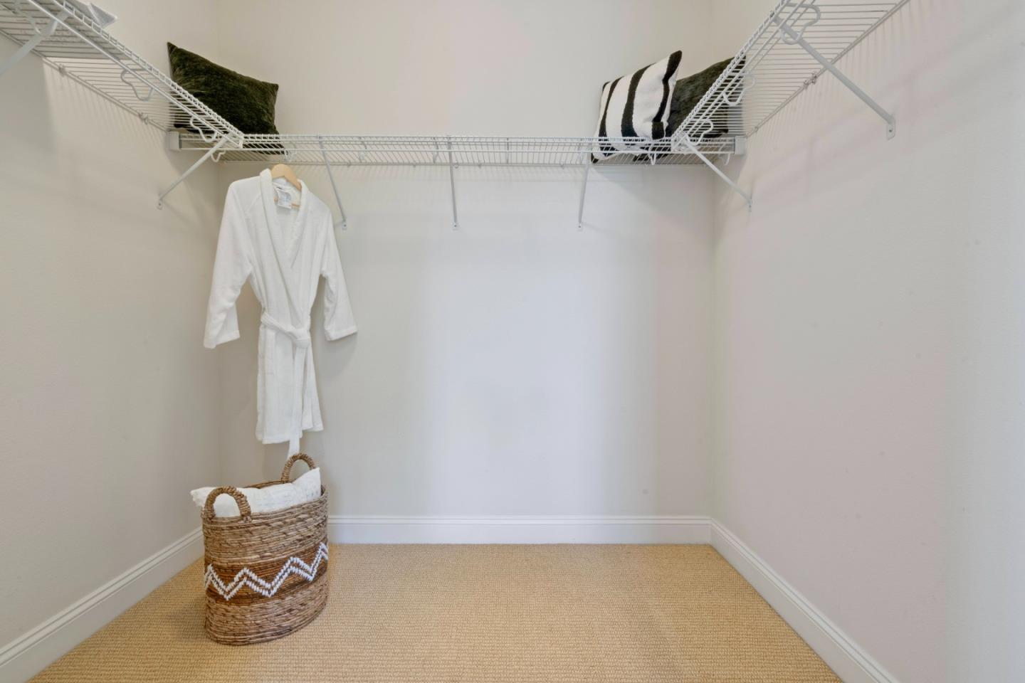 Detail Gallery Image 45 of 47 For 414 Tasman Dr, Sunnyvale,  CA 94089 - 3 Beds | 2/1 Baths