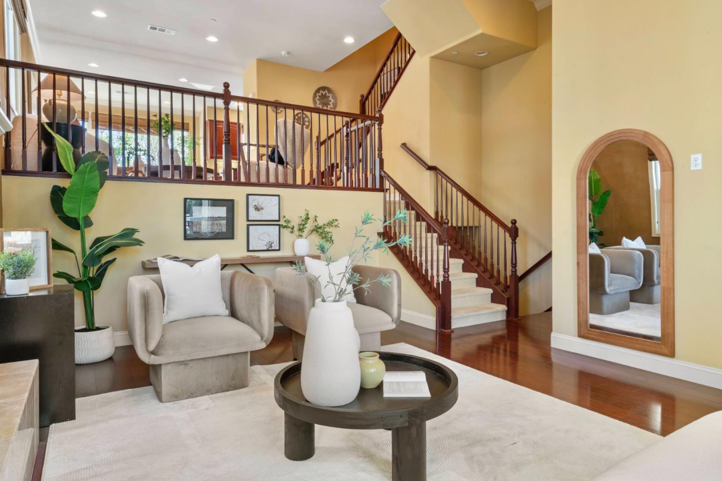 Detail Gallery Image 5 of 47 For 414 Tasman Dr, Sunnyvale,  CA 94089 - 3 Beds | 2/1 Baths