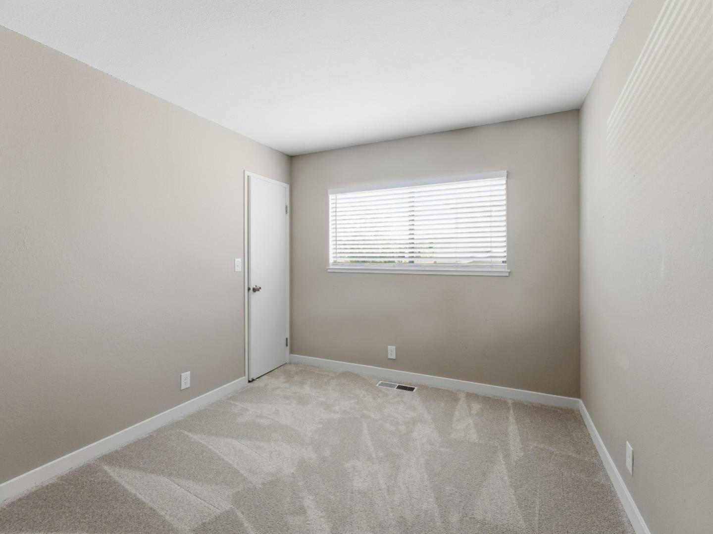 Detail Gallery Image 20 of 33 For 5191 Devon Park Ct, San Jose,  CA 95136 - 4 Beds | 2/1 Baths