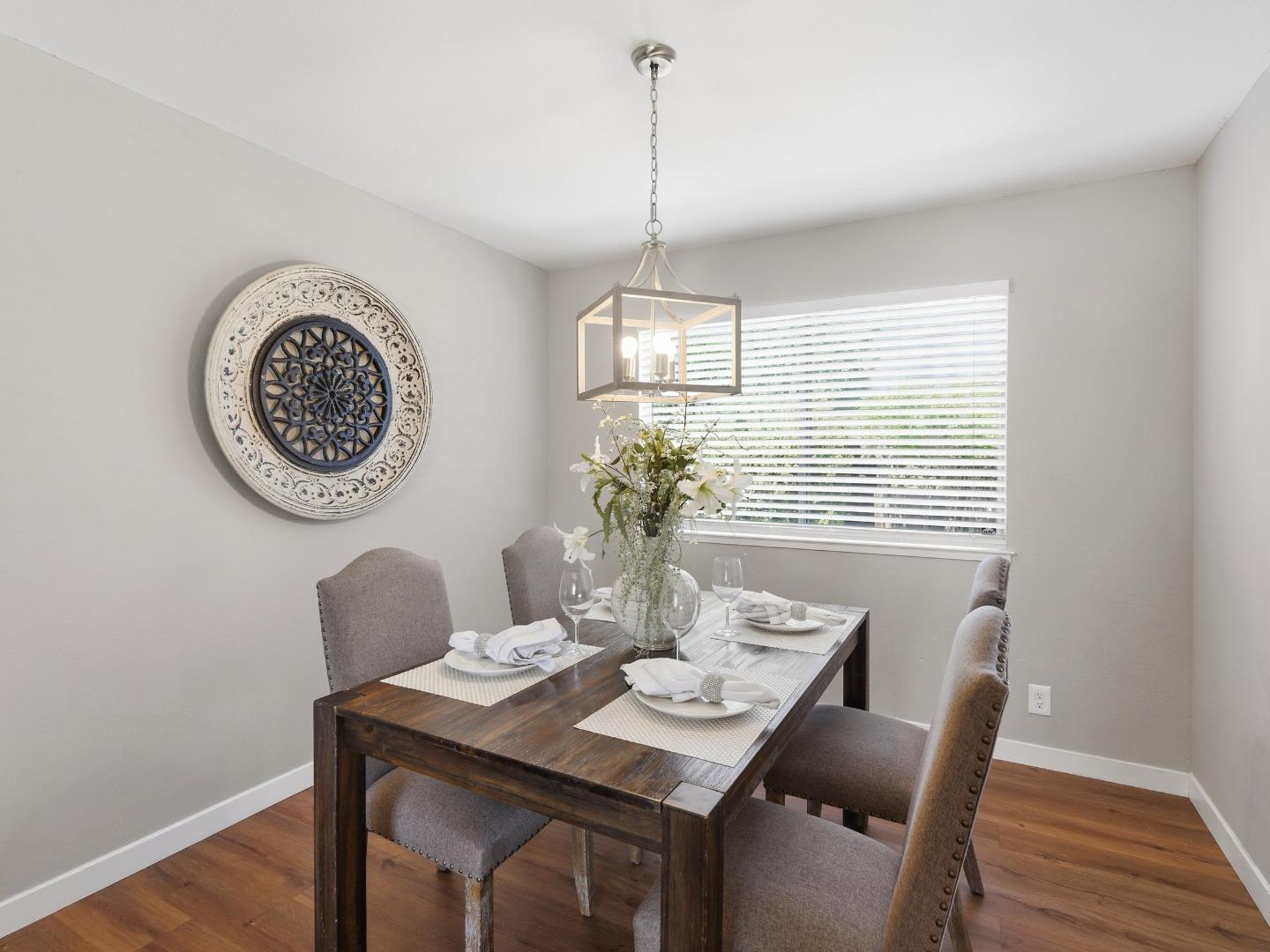 Detail Gallery Image 8 of 33 For 5191 Devon Park Ct, San Jose,  CA 95136 - 4 Beds | 2/1 Baths