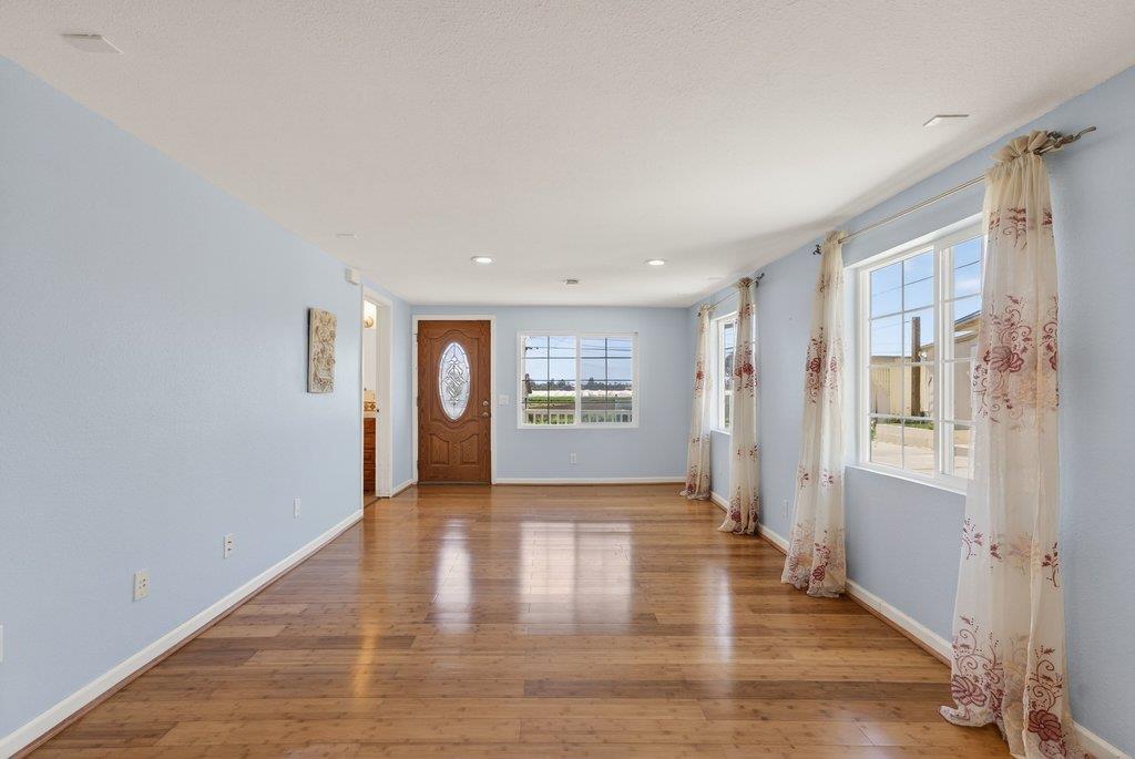 Detail Gallery Image 5 of 43 For 107 Behler Rd, Watsonville,  CA 95076 - – Beds | – Baths