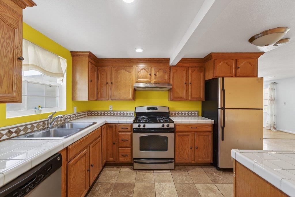 Detail Gallery Image 7 of 43 For 107 Behler Rd, Watsonville,  CA 95076 - – Beds | – Baths