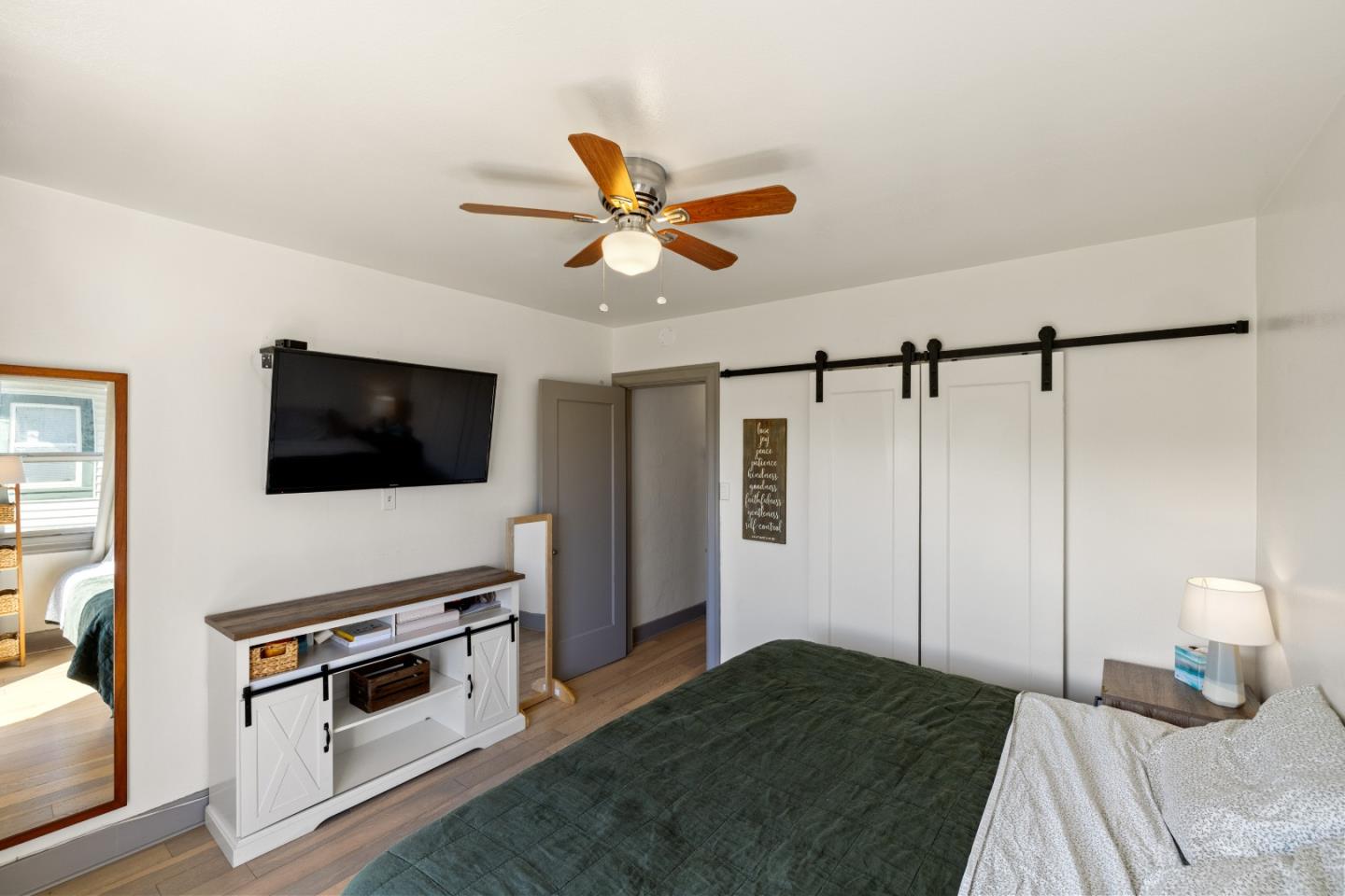 Detail Gallery Image 18 of 41 For 62 Buena Vista St, Salinas,  CA 93901 - 2 Beds | 1 Baths