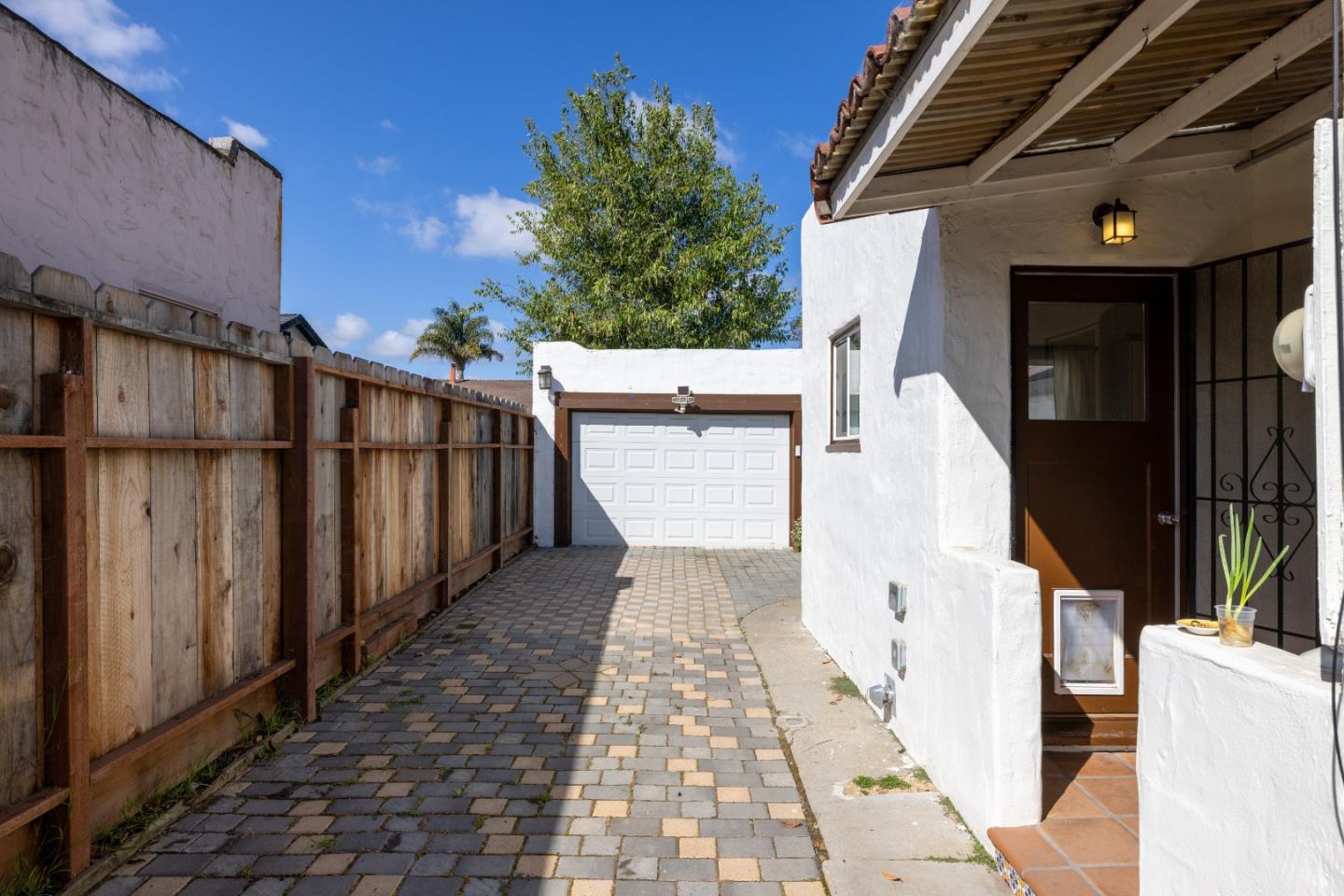 Detail Gallery Image 25 of 41 For 62 Buena Vista St, Salinas,  CA 93901 - 2 Beds | 1 Baths