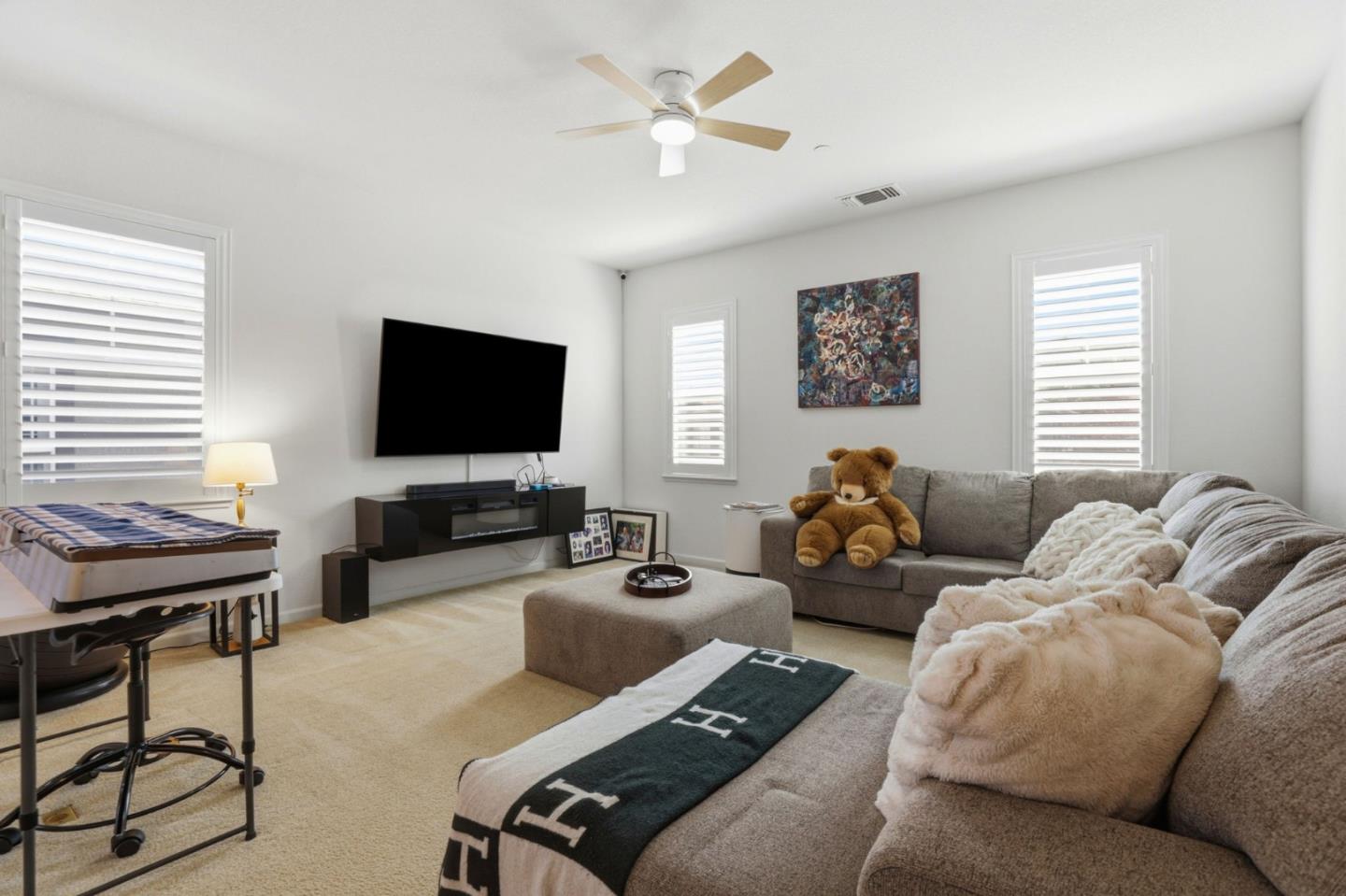 Detail Gallery Image 22 of 41 For 1017 Ruby Way, Gilroy,  CA 95020 - 4 Beds | 3 Baths