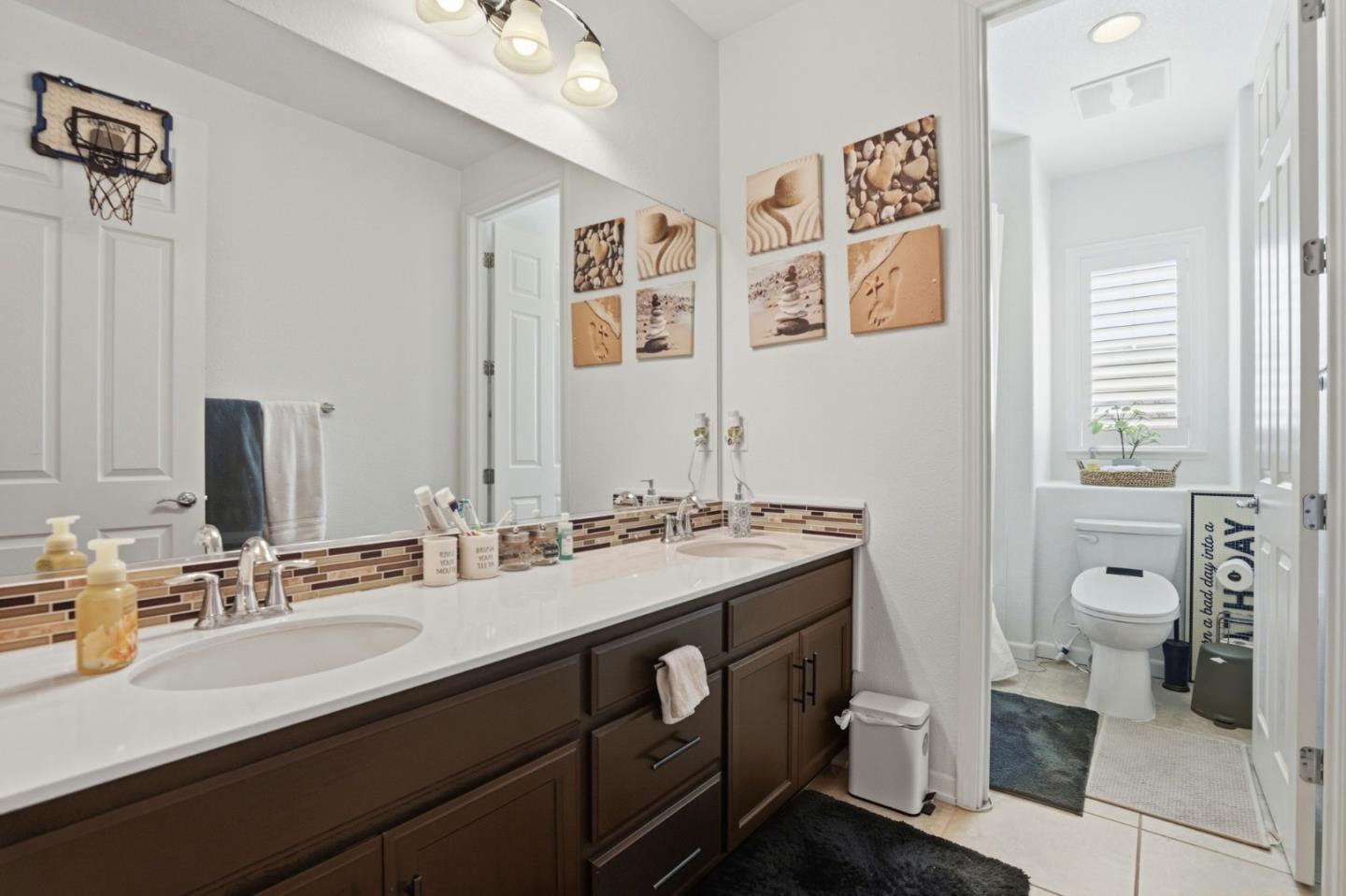 Detail Gallery Image 28 of 41 For 1017 Ruby Way, Gilroy,  CA 95020 - 4 Beds | 3 Baths