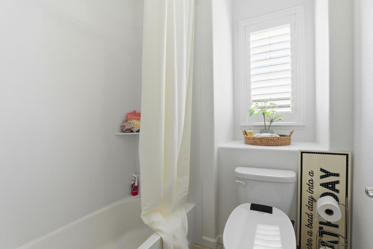 Detail Gallery Image 29 of 41 For 1017 Ruby Way, Gilroy,  CA 95020 - 4 Beds | 3 Baths