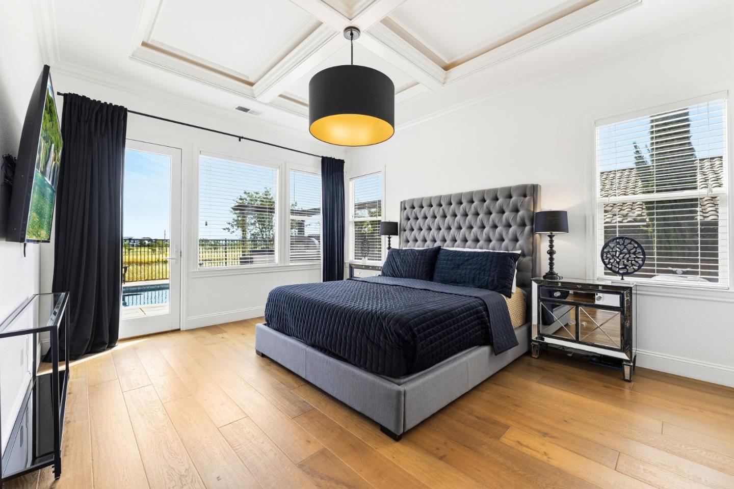 Detail Gallery Image 20 of 58 For 16780 Cabernet Cir, Morgan Hill,  CA 95037 - 4 Beds | 2/1 Baths