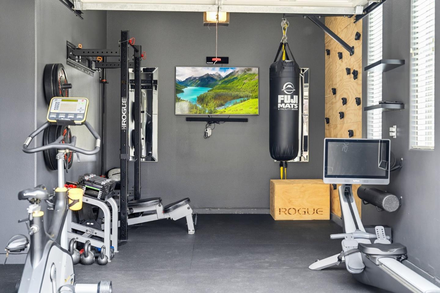 Detail Gallery Image 37 of 58 For 16780 Cabernet Cir, Morgan Hill,  CA 95037 - 4 Beds | 2/1 Baths