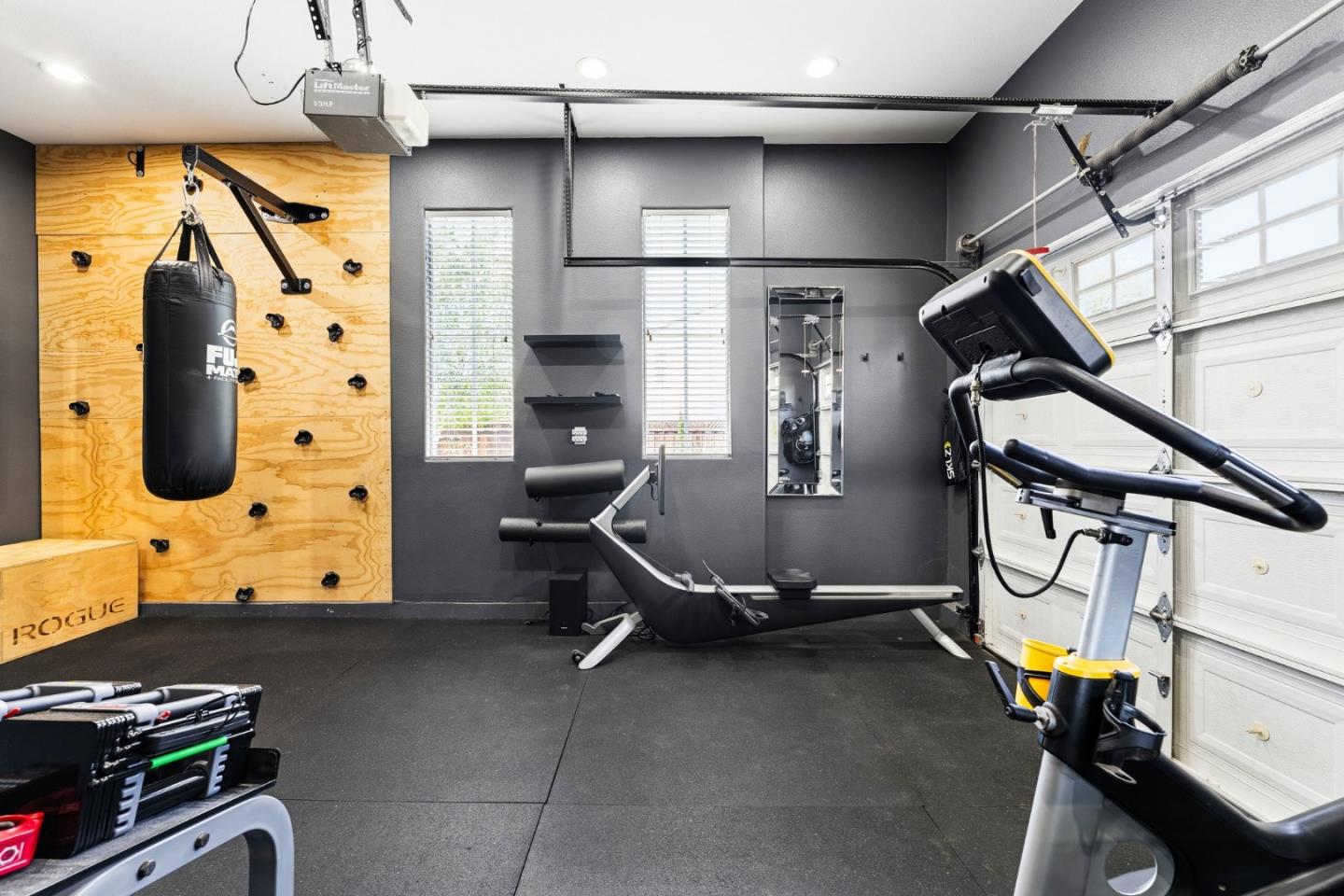 Detail Gallery Image 38 of 58 For 16780 Cabernet Cir, Morgan Hill,  CA 95037 - 4 Beds | 2/1 Baths