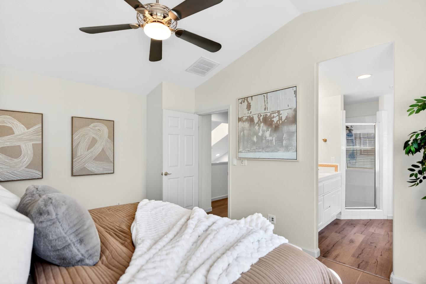 225 W FERNDALE AVE, SUNNYVALE, CA 94085  Photo 18