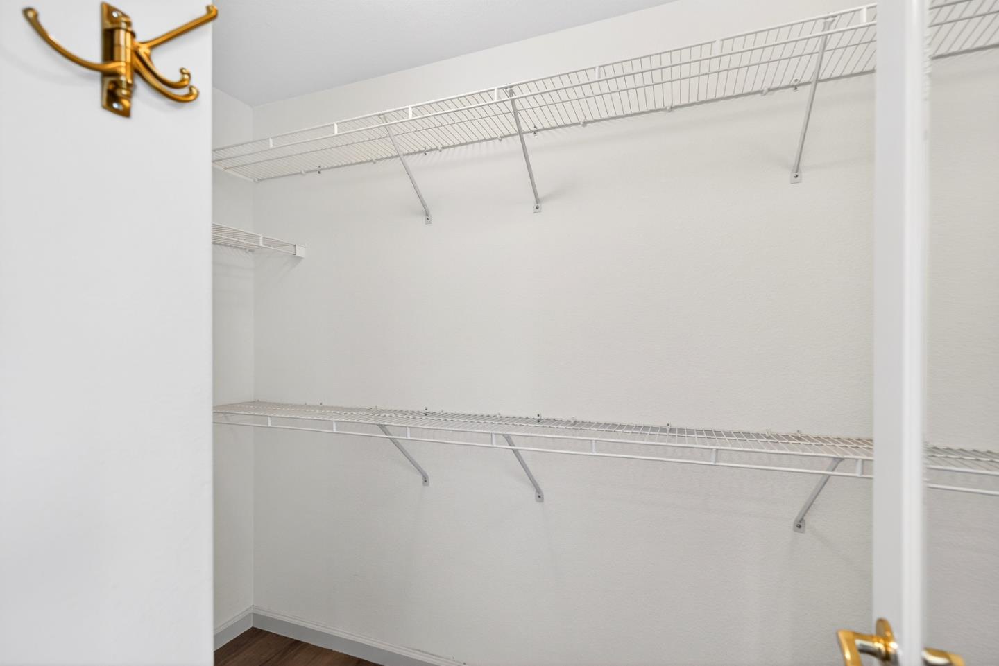 Detail Gallery Image 21 of 35 For 225 W Ferndale Ave, Sunnyvale,  CA 94085 - 3 Beds | 2/1 Baths