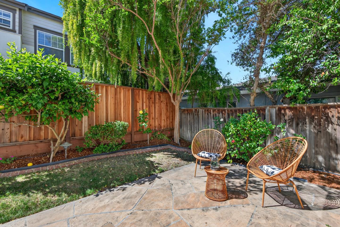 Detail Gallery Image 30 of 35 For 225 W Ferndale Ave, Sunnyvale,  CA 94085 - 3 Beds | 2/1 Baths