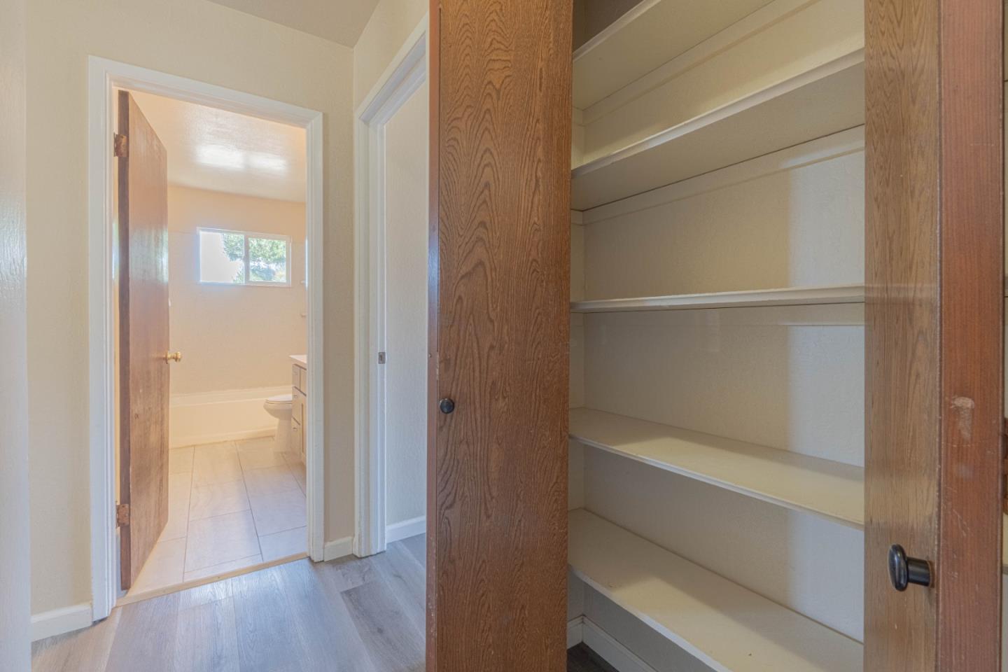 Detail Gallery Image 21 of 37 For 611 Argentine Dr, Salinas,  CA 93905 - 3 Beds | 2 Baths