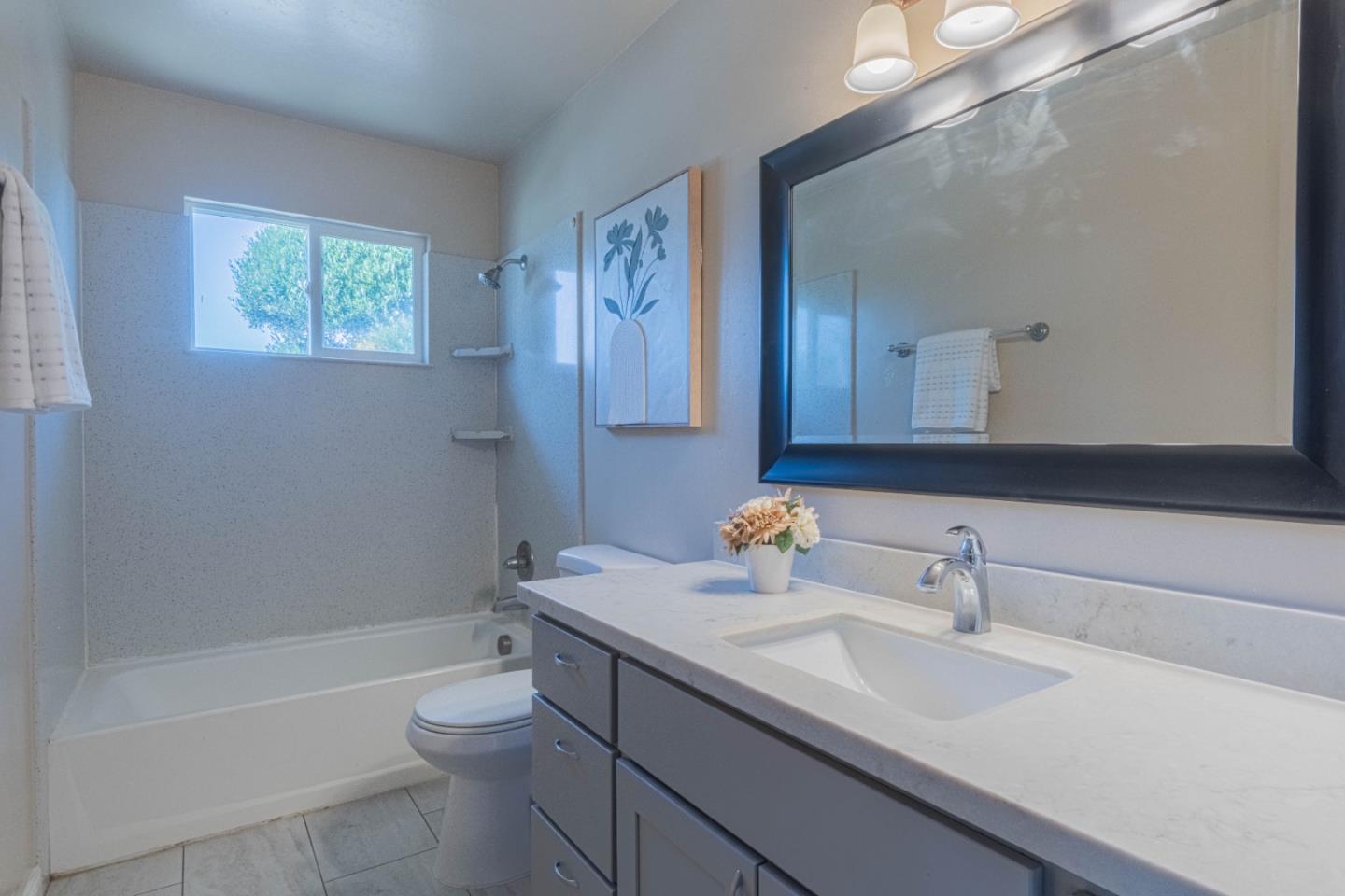 Detail Gallery Image 31 of 37 For 611 Argentine Dr, Salinas,  CA 93905 - 3 Beds | 2 Baths