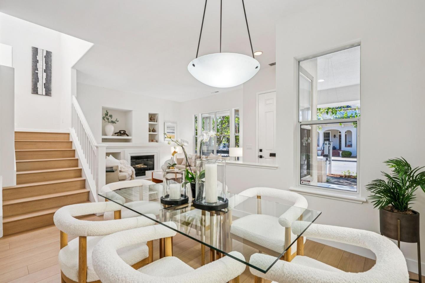 Detail Gallery Image 13 of 53 For 206 Everett Ave, Palo Alto,  CA 94301 - 3 Beds | 2/1 Baths