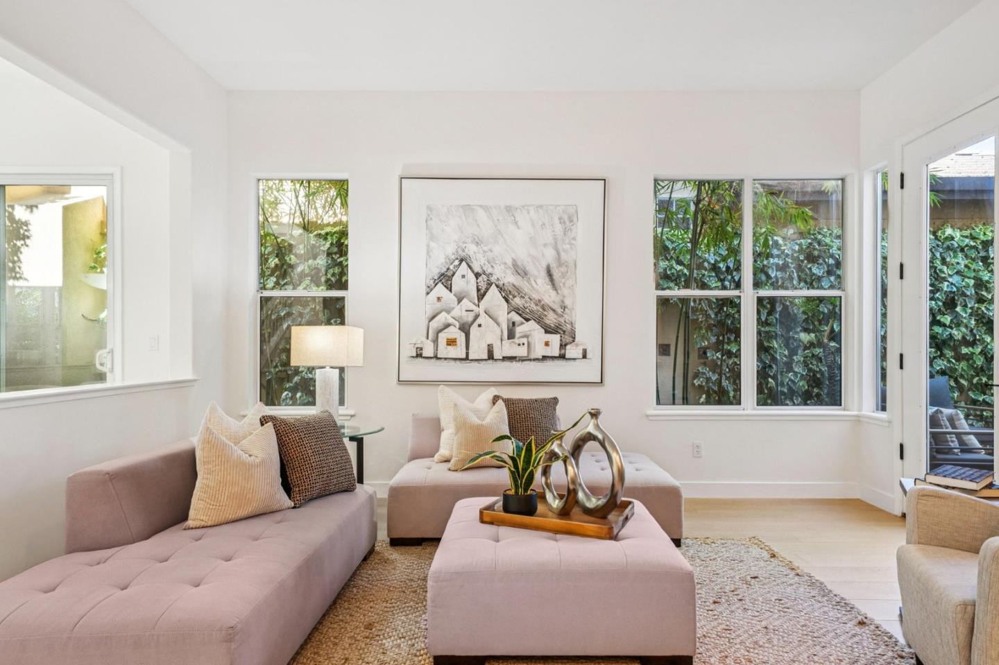 Detail Gallery Image 21 of 53 For 206 Everett Ave, Palo Alto,  CA 94301 - 3 Beds | 2/1 Baths