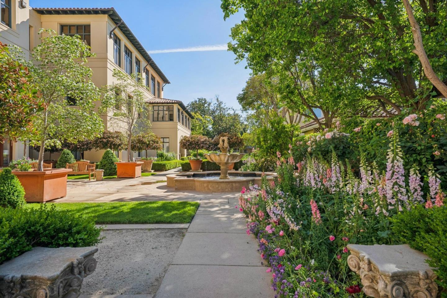 Detail Gallery Image 52 of 53 For 206 Everett Ave, Palo Alto,  CA 94301 - 3 Beds | 2/1 Baths