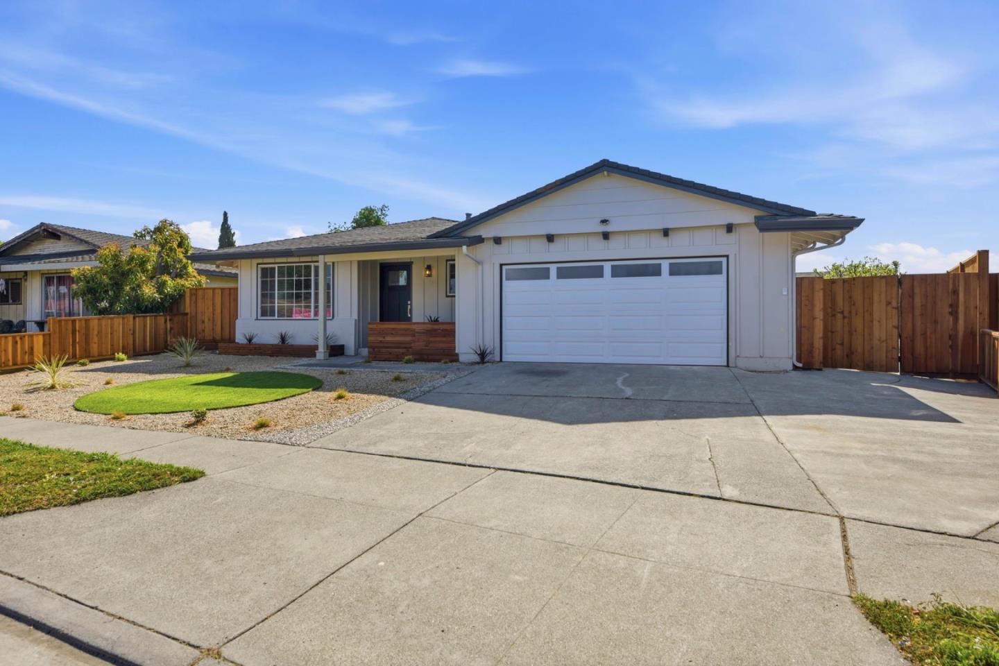 Front Image Thumbnail for ML82041619