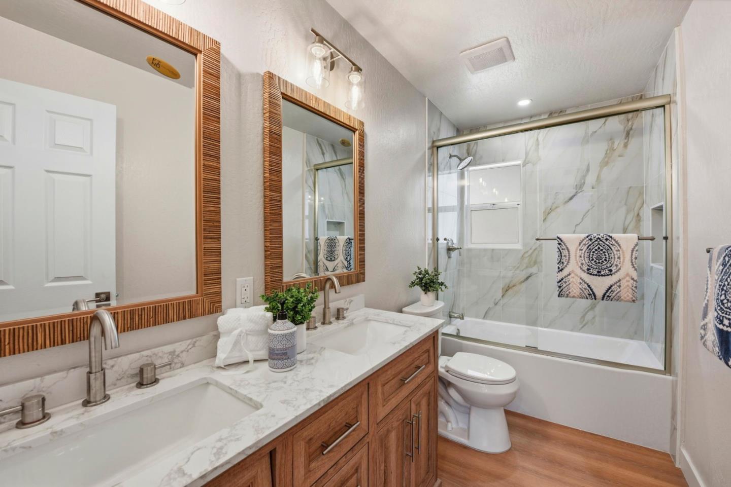 Detail Gallery Image 16 of 27 For 6446 Escallonia, Newark,  CA 94560 - 4 Beds | 2 Baths