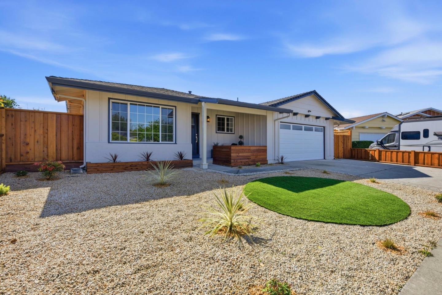 Detail Gallery Image 2 of 27 For 6446 Escallonia, Newark,  CA 94560 - 4 Beds | 2 Baths