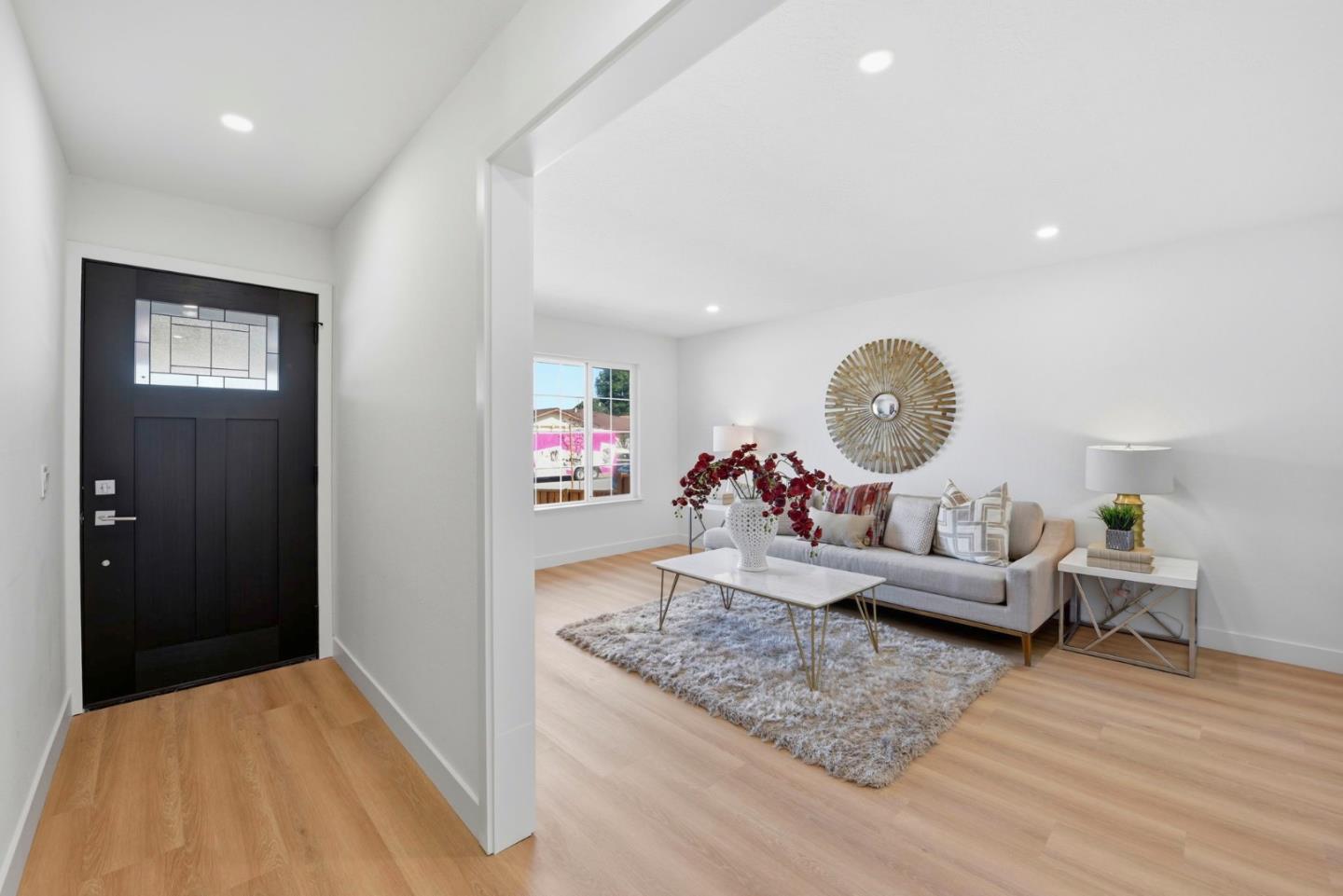 Detail Gallery Image 4 of 27 For 6446 Escallonia, Newark,  CA 94560 - 4 Beds | 2 Baths