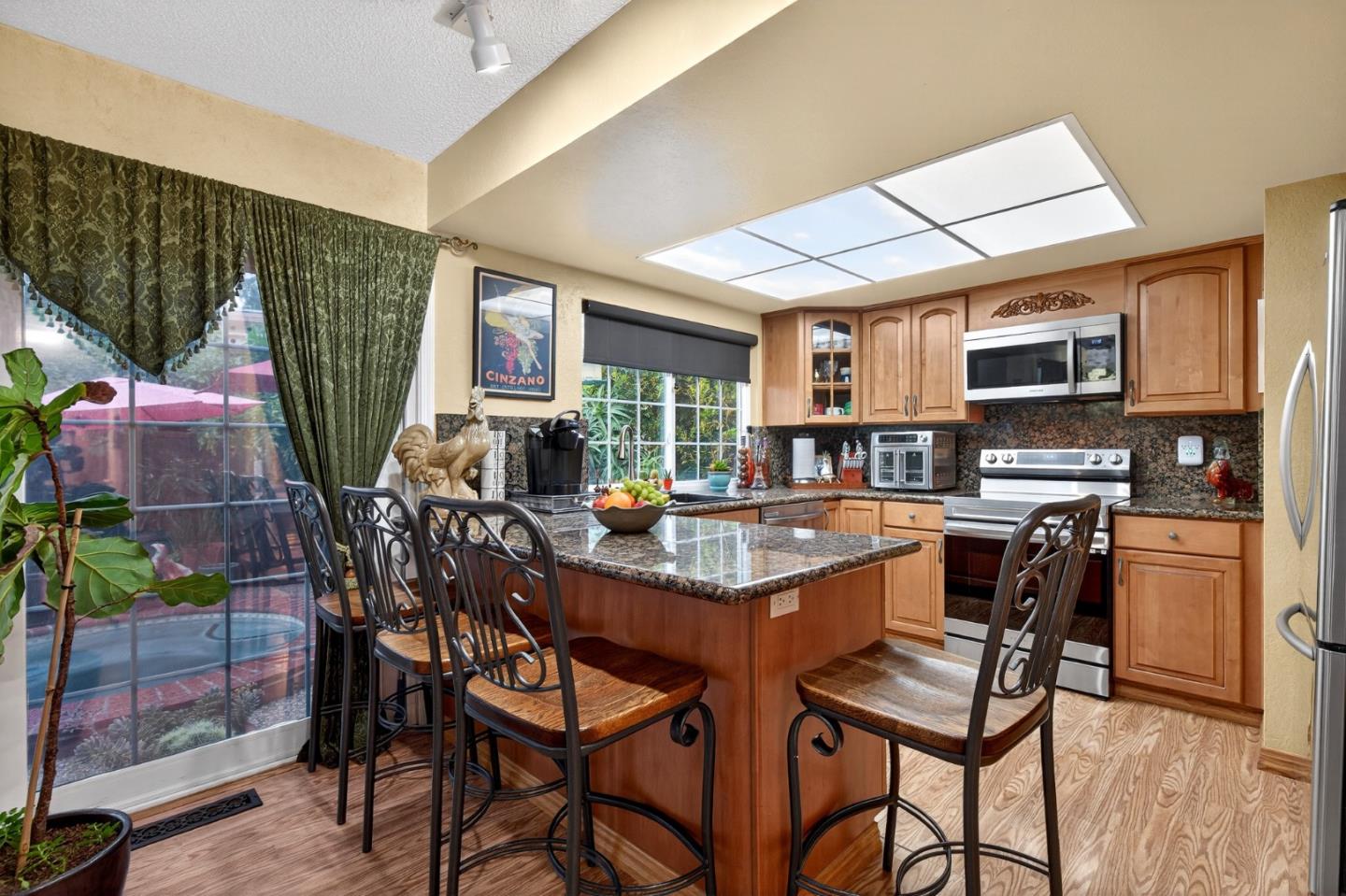 Detail Gallery Image 14 of 34 For 1441 Goldenlake Rd, San Jose,  CA 95131 - 4 Beds | 2/1 Baths