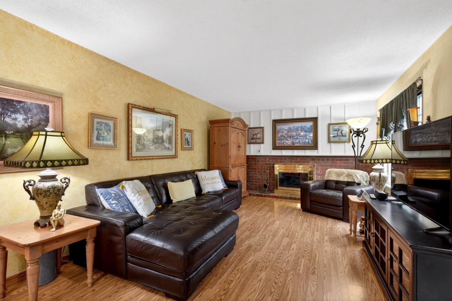 Detail Gallery Image 15 of 34 For 1441 Goldenlake Rd, San Jose,  CA 95131 - 4 Beds | 2/1 Baths