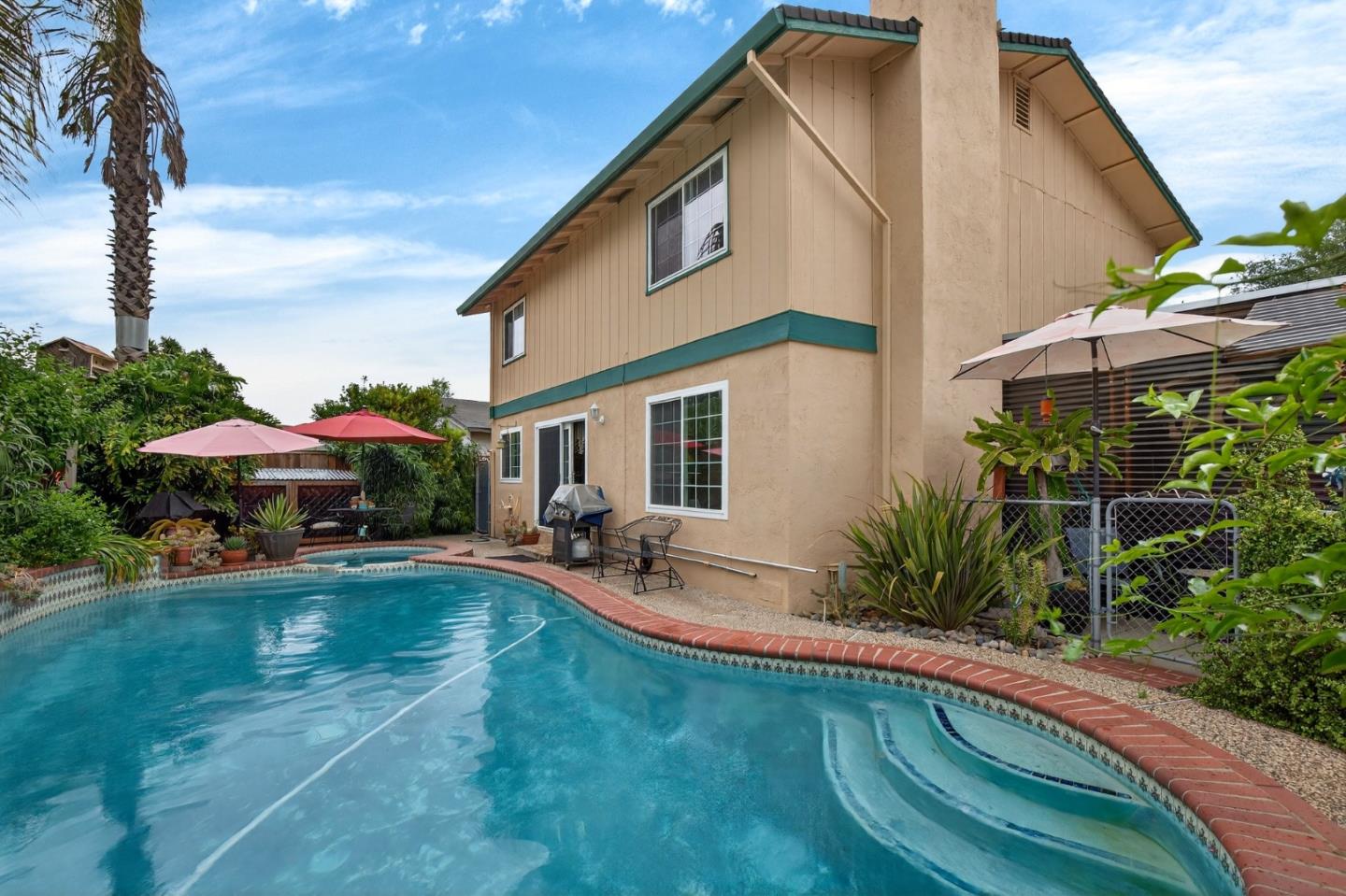 Detail Gallery Image 30 of 34 For 1441 Goldenlake Rd, San Jose,  CA 95131 - 4 Beds | 2/1 Baths