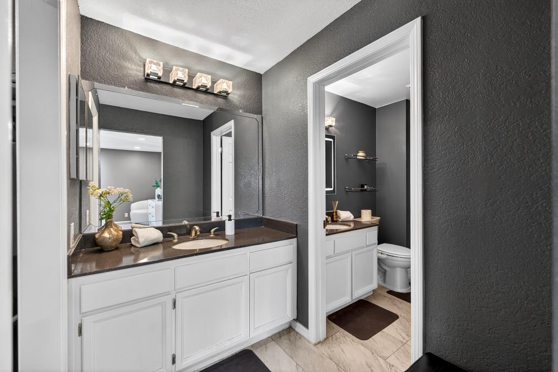 Detail Gallery Image 20 of 25 For 22103 Vista Del Plaza Ln #22,  Hayward,  CA 94541 - 3 Beds | 2 Baths