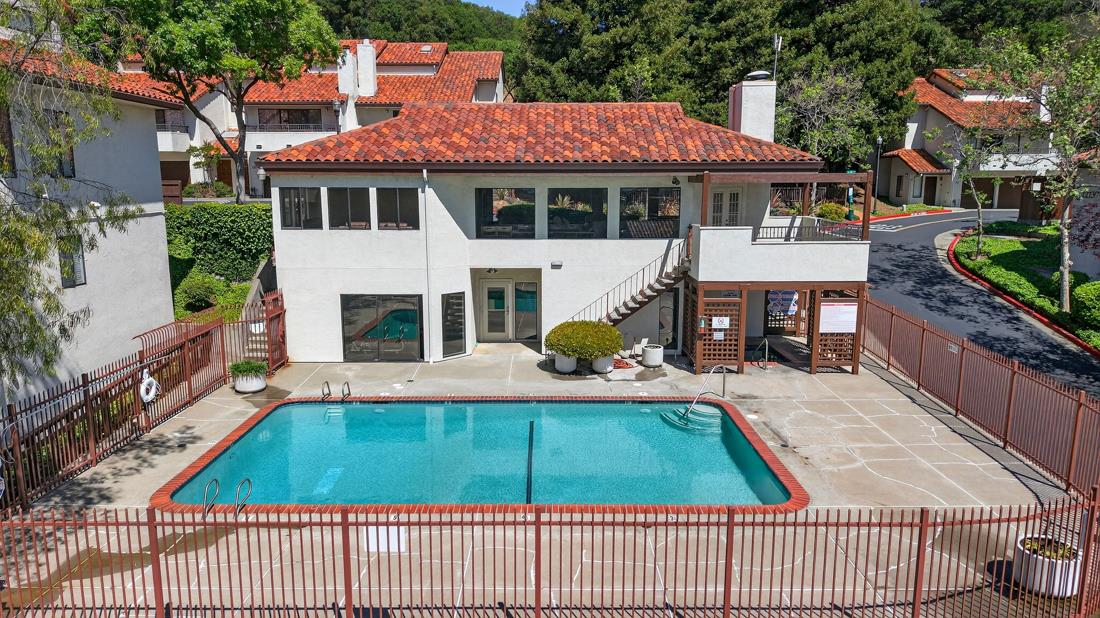 Detail Gallery Image 23 of 25 For 22103 Vista Del Plaza Ln #22,  Hayward,  CA 94541 - 3 Beds | 2 Baths