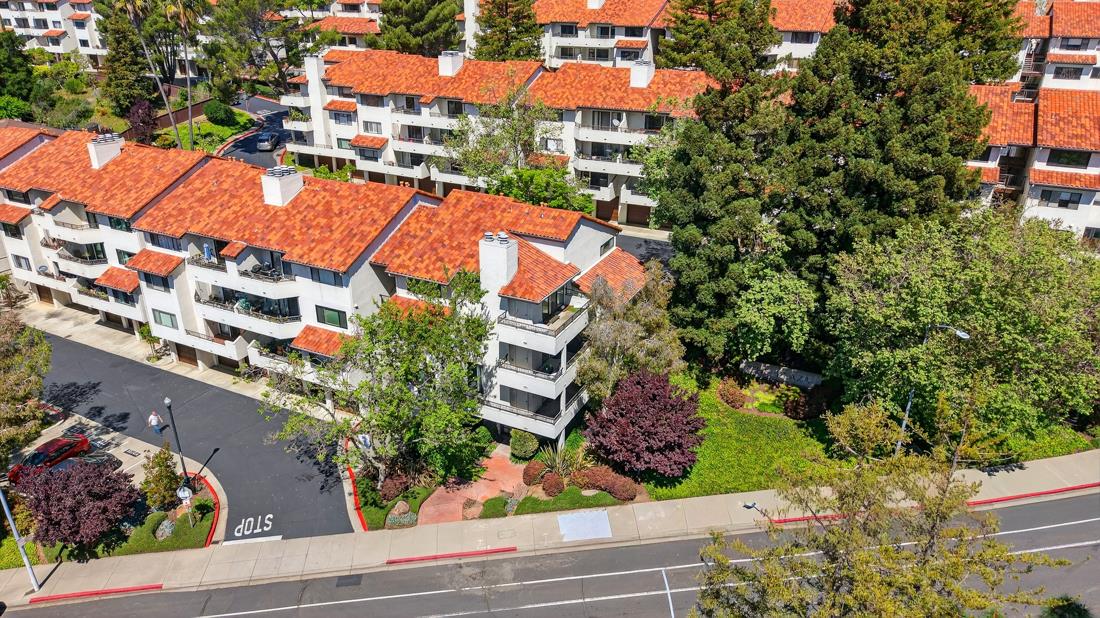 Detail Gallery Image 25 of 25 For 22103 Vista Del Plaza Ln #22,  Hayward,  CA 94541 - 3 Beds | 2 Baths