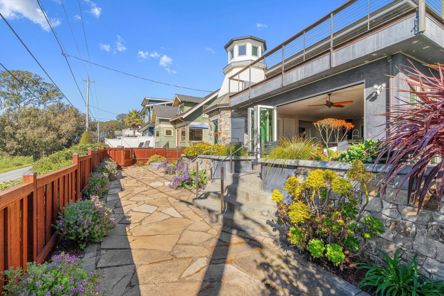 2974 Cliff Drive, Santa Cruz, CA, 95062