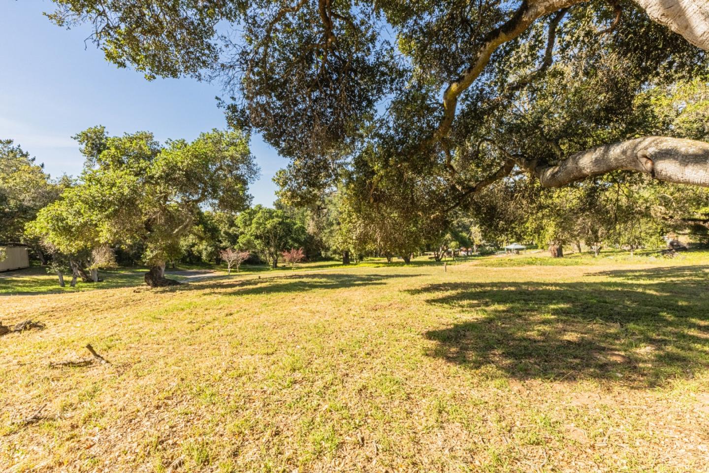 Detail Gallery Image 2 of 15 For 6959 Valle Pacifico Rd, Salinas,  CA 93907 - 3 Beds | 2 Baths