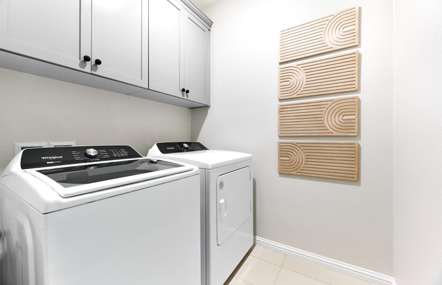 Detail Gallery Image 12 of 13 For 646 Lindendale Ct #PLAN 2 - 142-15,  San Jose,  CA 95117 - 3 Beds | 3 Baths