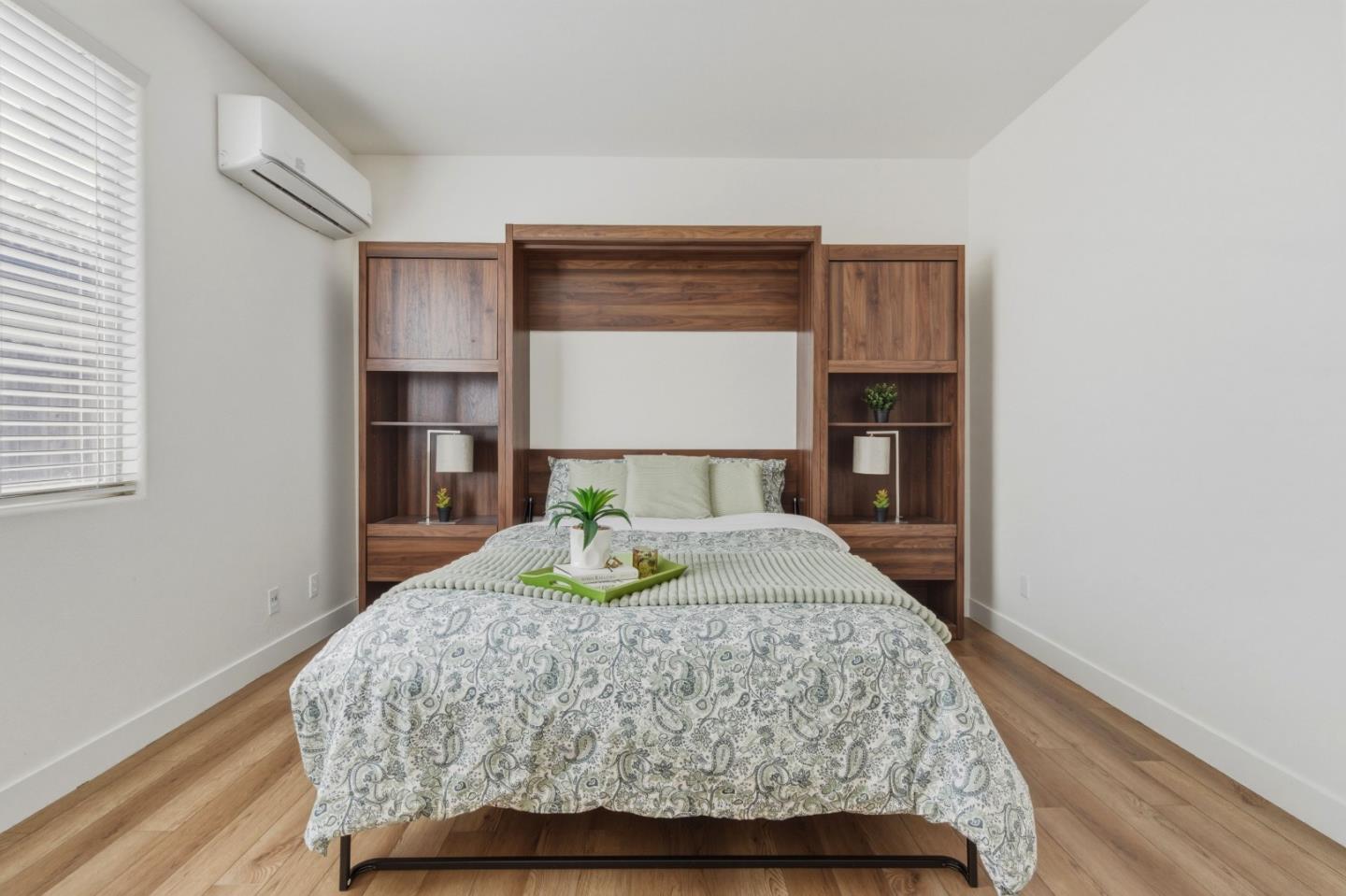 Detail Gallery Image 26 of 44 For 2031 Serene Dr, Hollister,  CA 95023 - 4 Beds | 3 Baths