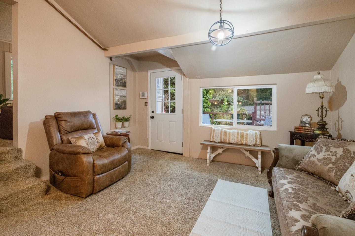 Detail Gallery Image 16 of 37 For 18171 Berta Canyon Rd, Salinas,  CA 93907 - 3 Beds | 3/1 Baths