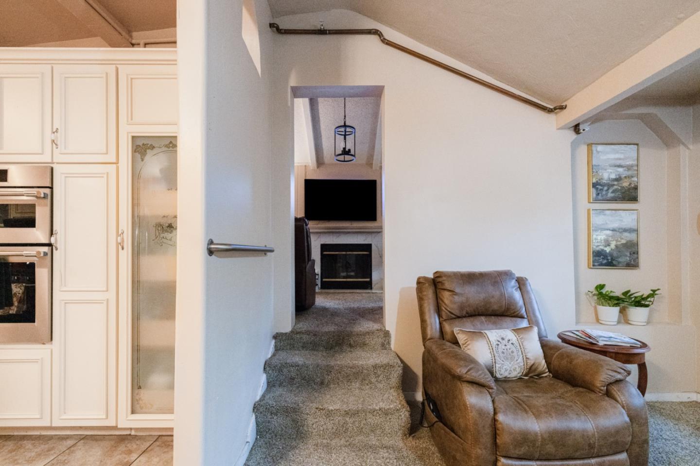 Detail Gallery Image 18 of 37 For 18171 Berta Canyon Rd, Salinas,  CA 93907 - 3 Beds | 3/1 Baths