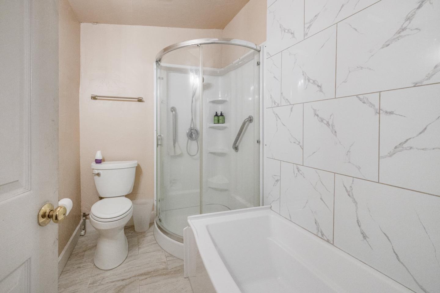 Detail Gallery Image 24 of 37 For 18171 Berta Canyon Rd, Salinas,  CA 93907 - 3 Beds | 3/1 Baths