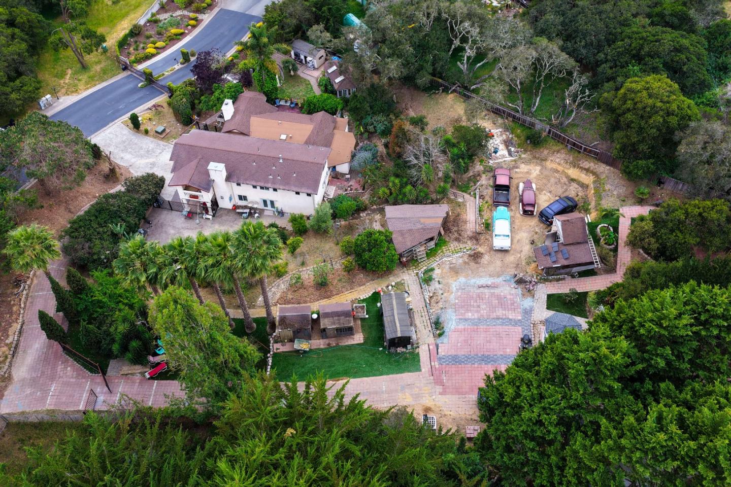 Detail Gallery Image 3 of 37 For 18171 Berta Canyon Rd, Salinas,  CA 93907 - 3 Beds | 3/1 Baths