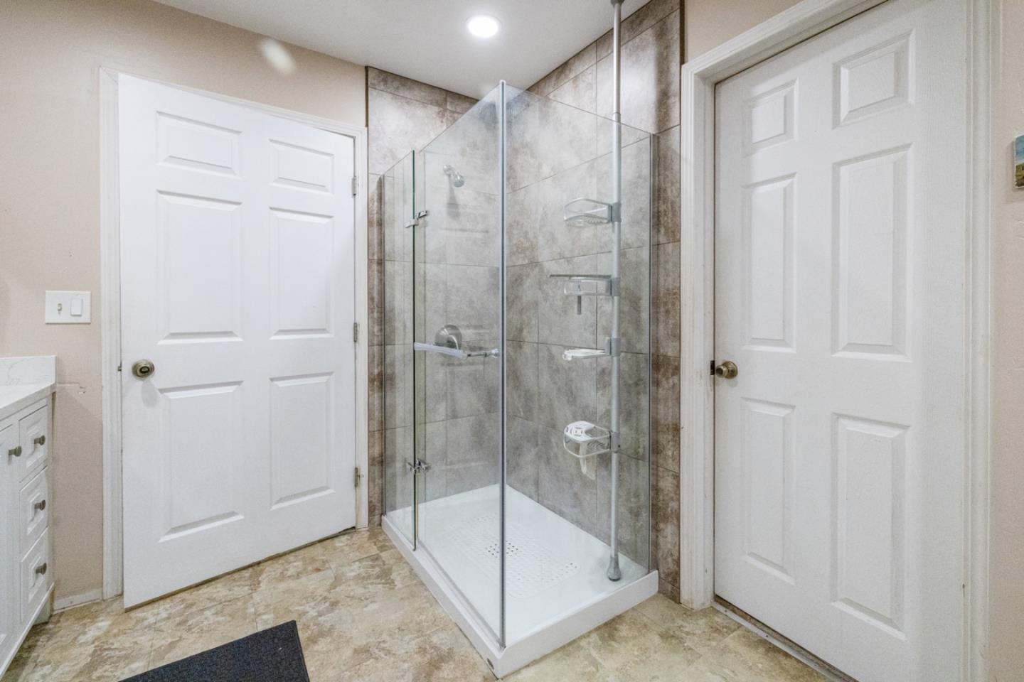 Detail Gallery Image 30 of 37 For 18171 Berta Canyon Rd, Salinas,  CA 93907 - 3 Beds | 3/1 Baths