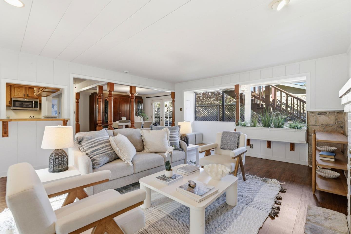 Detail Gallery Image 12 of 48 For 24776 Cabrillo St, Carmel,  CA 93923 - 5 Beds | 3/1 Baths