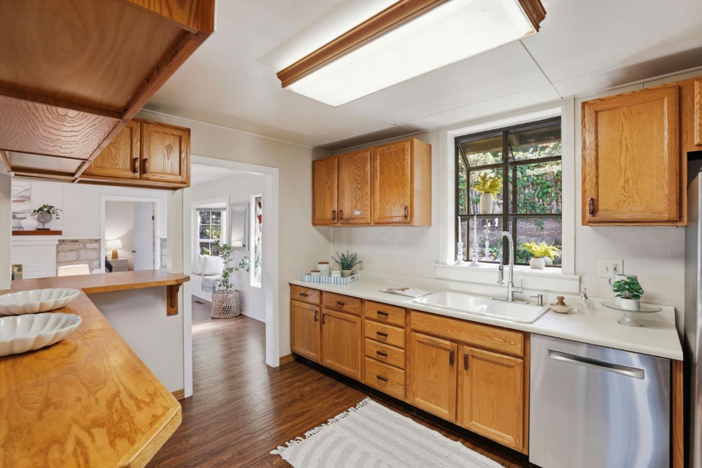 Detail Gallery Image 16 of 48 For 24776 Cabrillo St, Carmel,  CA 93923 - 5 Beds | 3/1 Baths