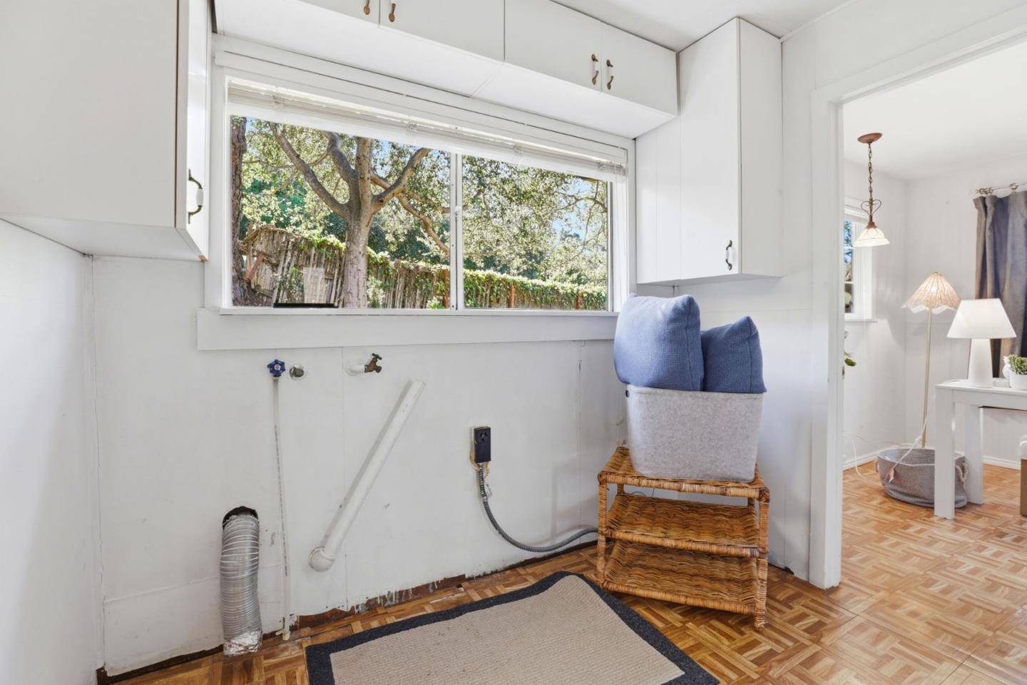 Detail Gallery Image 21 of 48 For 24776 Cabrillo St, Carmel,  CA 93923 - 5 Beds | 3/1 Baths