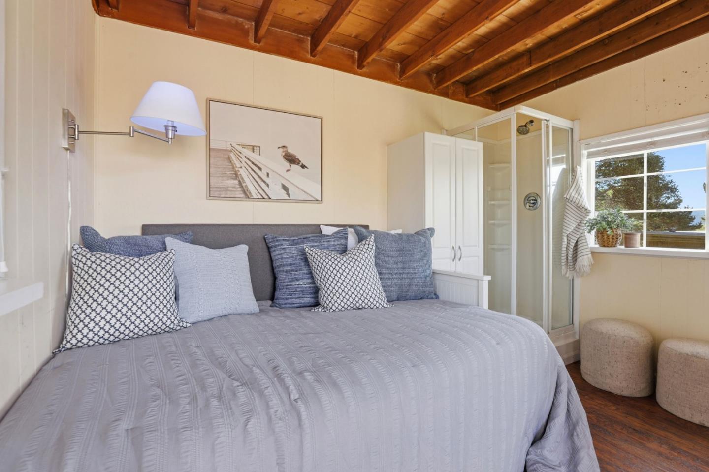 Detail Gallery Image 32 of 48 For 24776 Cabrillo St, Carmel,  CA 93923 - 5 Beds | 3/1 Baths