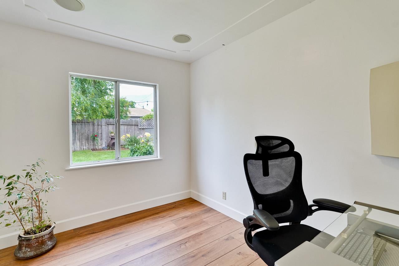 Detail Gallery Image 13 of 27 For 3139 Arroba Way, San Jose,  CA 95118 - 4 Beds | 1 Baths