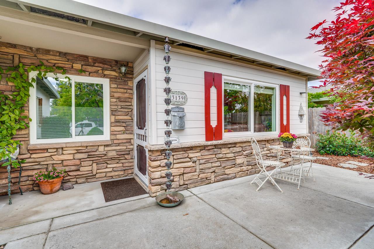 Detail Gallery Image 3 of 27 For 3139 Arroba Way, San Jose,  CA 95118 - 4 Beds | 1 Baths