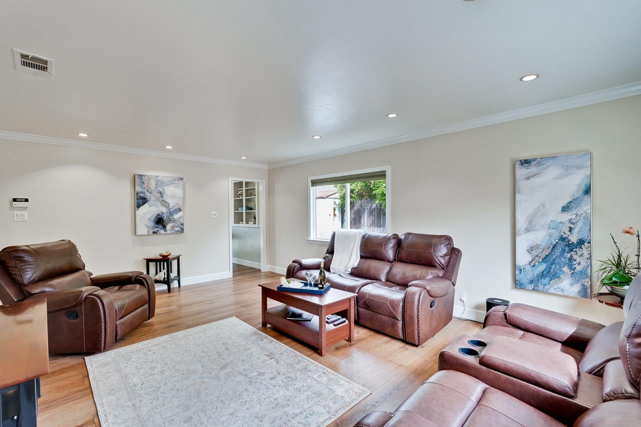 Detail Gallery Image 5 of 27 For 3139 Arroba Way, San Jose,  CA 95118 - 4 Beds | 1 Baths